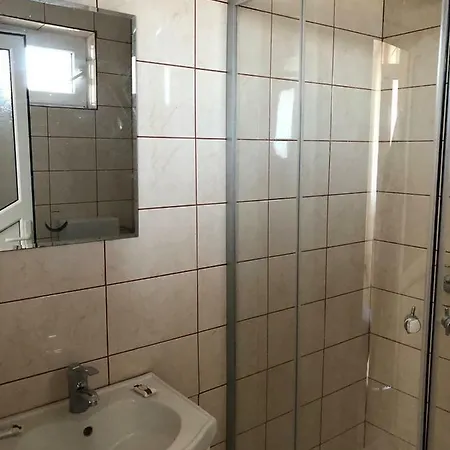 Popasul Pescarilor Deluxe Корбу